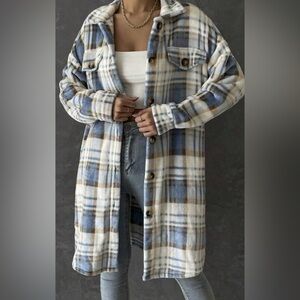 BNWOT - LONG TEDDYBEAR SHACKET